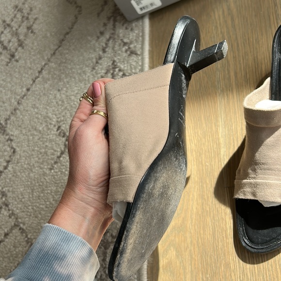 Balenciaga stretch tight sandal beige size 38.5 39 8.5 with box great condition - Picture 5 of 6